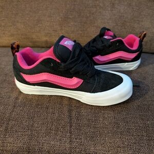 Brand New Vans Kids Sneakers Black and Pink